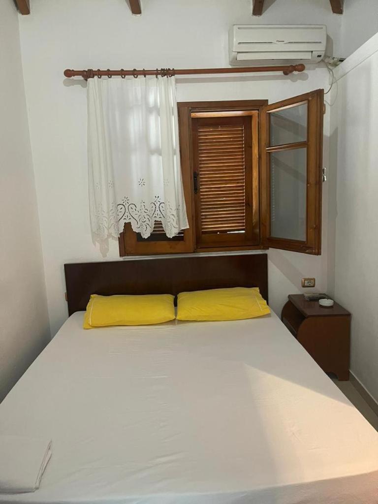 Guest House Kocollari Gjirokaster Exterior photo